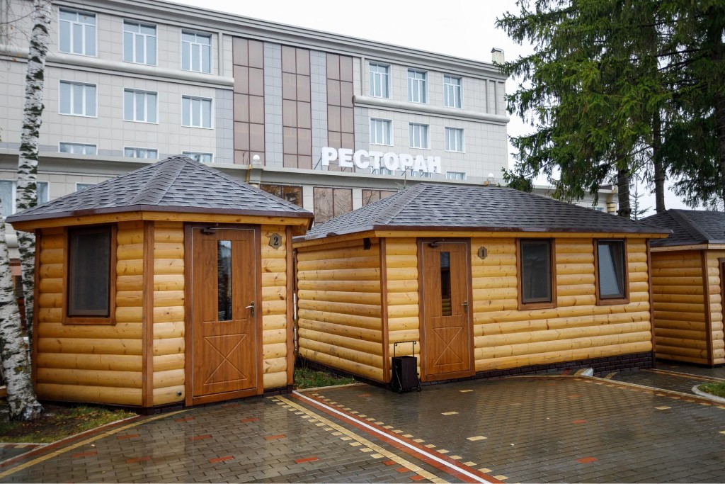 Домики и ресторан Парк-отеля Усадьба