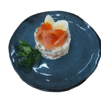 Салат «Оливье с форелью»