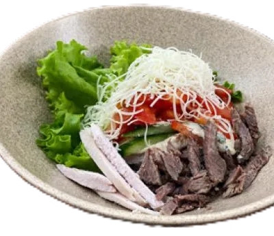 Салат с говядиной и свежими овощами